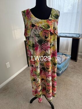 Sleeveless Tropical Print Maxi Dress — Pink & Green